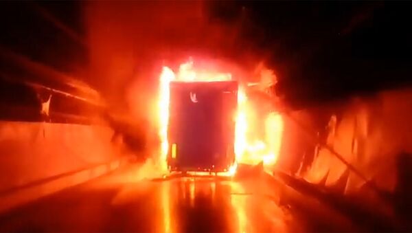 Тушение пожара в тоннеле Дилижана - Sputnik Армения