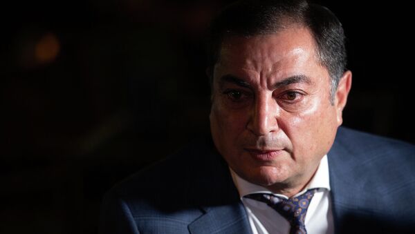 Руководитель фракции РПА Ваграм Багдасарян после встречи с премьер-министром (1 октября 2018). Еревaн - Sputnik Армения