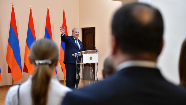Прием в резиденции президента Армении Армена Саркисяна в честь гостей экономического форума (9 октября 2018). Еревaн - Sputnik Արմենիա