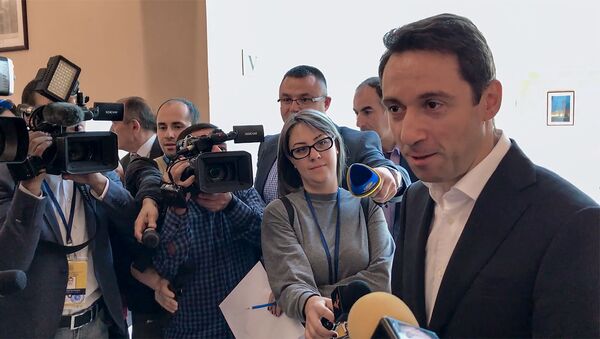 Айк Марутян встретился с журналистами перед заседанием старейшин (10 октября 2018). Еревaн - Sputnik Армения