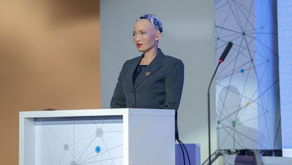 Робот София в центре креативных технологий Тумо (10 октября 2018). Еревaн - Sputnik Արմենիա