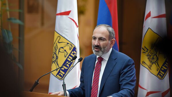 Речь премьер-министра Армении Никола Пашиняна на инаугурации мэра Еревана (13 октября 2018). Еревaн - Sputnik Армения