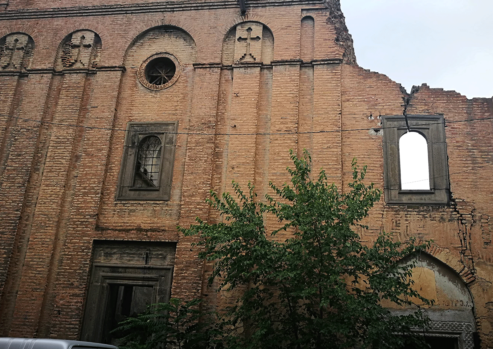 Aрмянская церковь XIX века Шамхорецоц Сурб Аствацацин Кармир Аветаран в Тбилиси - Sputnik Армения