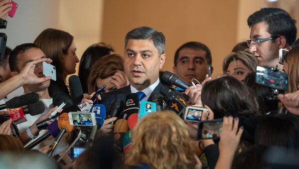 Глава СНБ Артур Ванецян встретился с журналистами после заседания Парламента Армении (16 октября 2018). Еревaн - Sputnik Армения