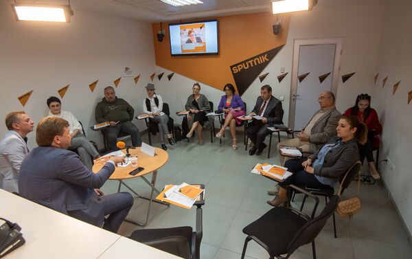 Новый модуль образовательной программы SputnikPro в мультимедийном пресс-центре Sputnik Армения (18 октября 2018). Еревaн - Sputnik Армения