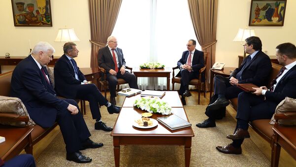 И.о. министра иностранных дел Армении Зограб Мнацаканян встретился с представителями Минской группы ОБСЕ - Sputnik Արմենիա