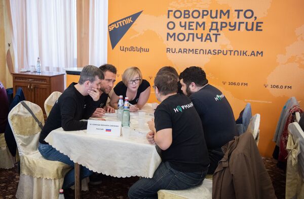 Чемпионат мира по Что? Где? Когда? развивает интеллектуальный туризм в Армении Чемпионат мира по Что? Где? Когда? развивает интеллектуальный туризм в Армении - Sputnik Армения