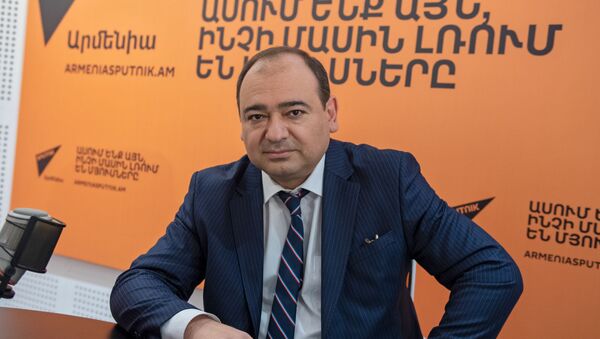 Член Комитета по радио и телевидению РА Армен Мкртчян в гостях радио Sputnik - Sputnik Արմենիա