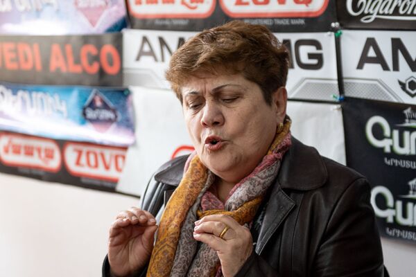 Властям наплевать: что сделал швеям Вова Гаспарян, а отдуваться Пашиняну Властям наплевать: что сделал швеям Вова Гаспарян, а отдуваться Пашиняну - Sputnik Армения
