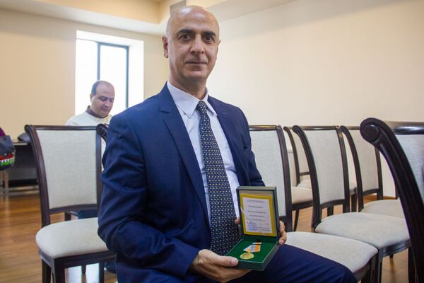 Денежные призы и медали: кто из армянских педагогов признан лучшим Денежные призы и медали: кто из армянских педагогов признан лучшим - Sputnik Армения