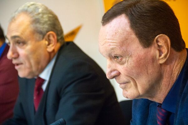 Бондаренко и Погосян по барам не бегали, или Формула успеха от звезд Арарата-73 Бондаренко и Погосян по барам не бегали, или Формула успеха от звезд Арарата-73 - Sputnik Армения