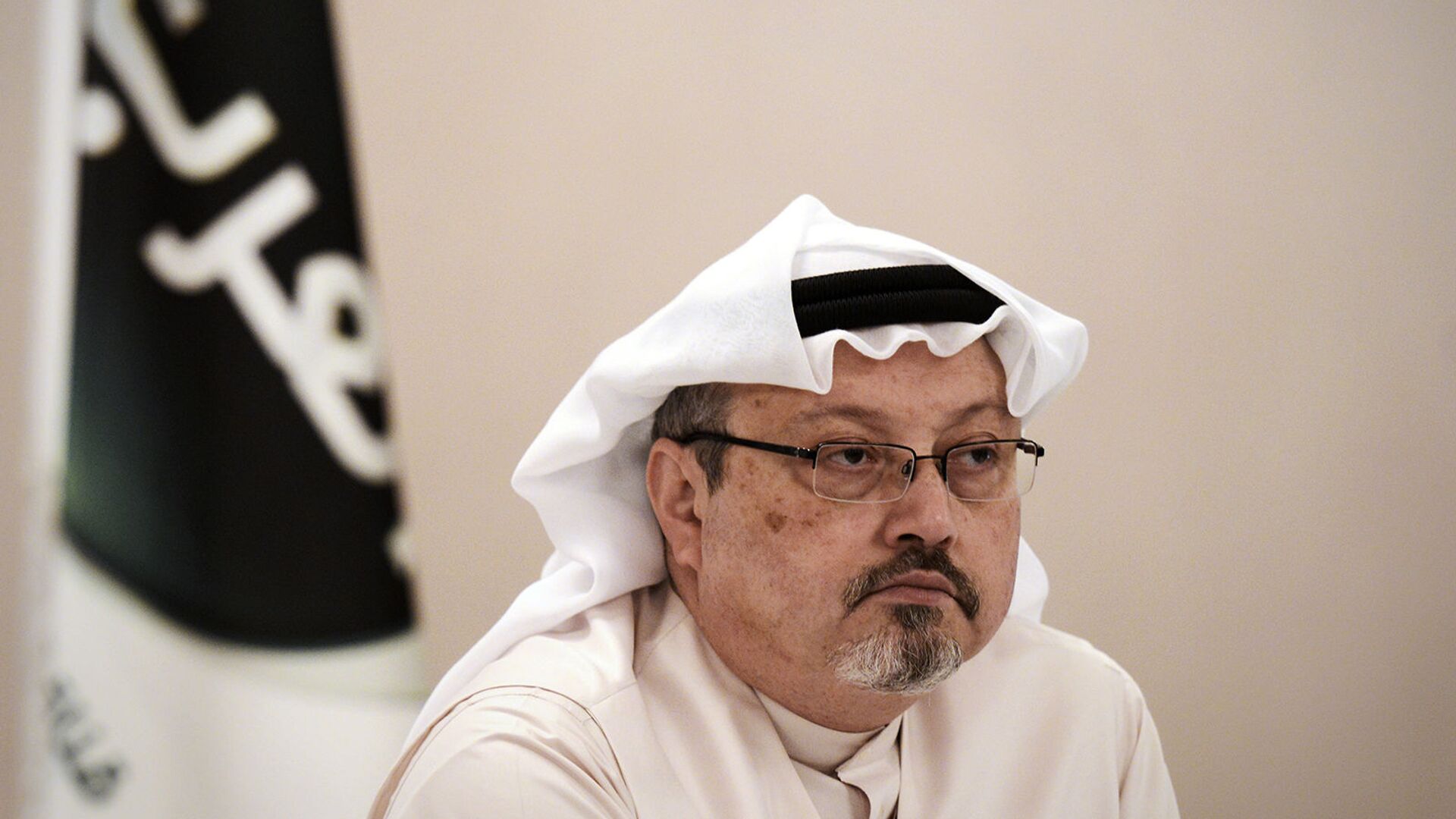 Журналист и писатель из Саудовской Аравии Джамаль Хашукджи на пресс-конференции (15 декабря 2014). Манама - Sputnik Армения, 1920, 08.12.2021
