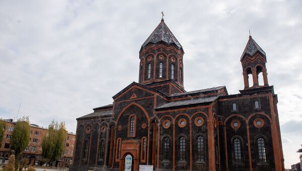 Церковь Сурб Аменапркич (Святого Спасителя) в Гюмри - Sputnik Արմենիա