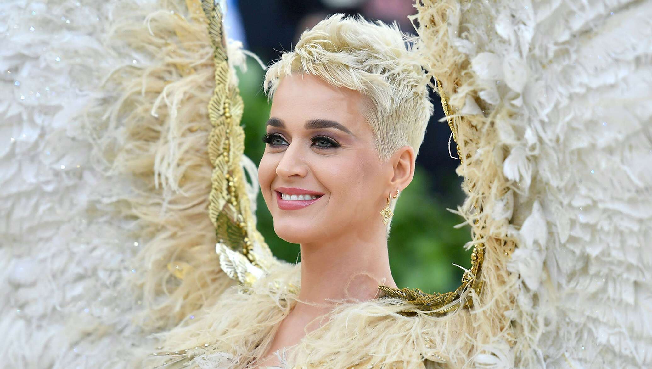 Российская певица 6 букв. Кэти Перри певица. Katy Perry 2018. Самая высокооплачиваемая певица в России. Высокооплачиваемые певицы Америки.