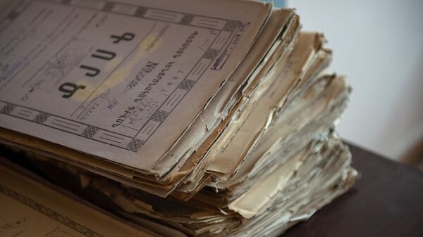 Папки с документами в Национальном архиве Армении - Sputnik Արմենիա