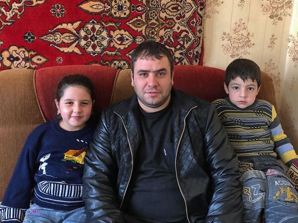 Спастись, чтобы потеряться: невыдуманные истории о Спитакском землетрясении Спастись, чтобы потеряться: невыдуманные истории о Спитакском землетрясении - Sputnik Армения