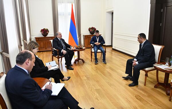 Անակնկալ զանգ նախագահականից. Սարգսյանը պատրաստ է պատասխանել Գևորգի նամակներին Անակնկալ զանգ նախագահականից. Սարգսյանը պատրաստ է պատասխանել Գևորգի նամակներին - Sputnik Արմենիա