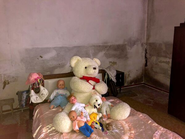Каждое утро просыпаюсь со страхом: 30 лет Гоар Геворкян из Гюмри мечтает только об одном Каждое утро просыпаюсь со страхом: 30 лет Гоар Геворкян из Гюмри мечтает только об одном - Sputnik Армения