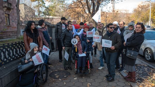 Акция посвященная международному дню людей с инвалидностью (3 декабря 2018). Еревaн - Sputnik Արմենիա