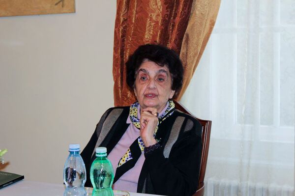 Ի՞նչ վիճակում կլիներ Թումանյանի ընտանիքը, եթե չլիներ Օլգան. թոռնուհին պատմել է պապի մասին Ի՞նչ վիճակում կլիներ Թումանյանի ընտանիքը, եթե չլիներ Օլգան. թոռնուհին պատմել է պապի մասին - Sputnik Արմենիա