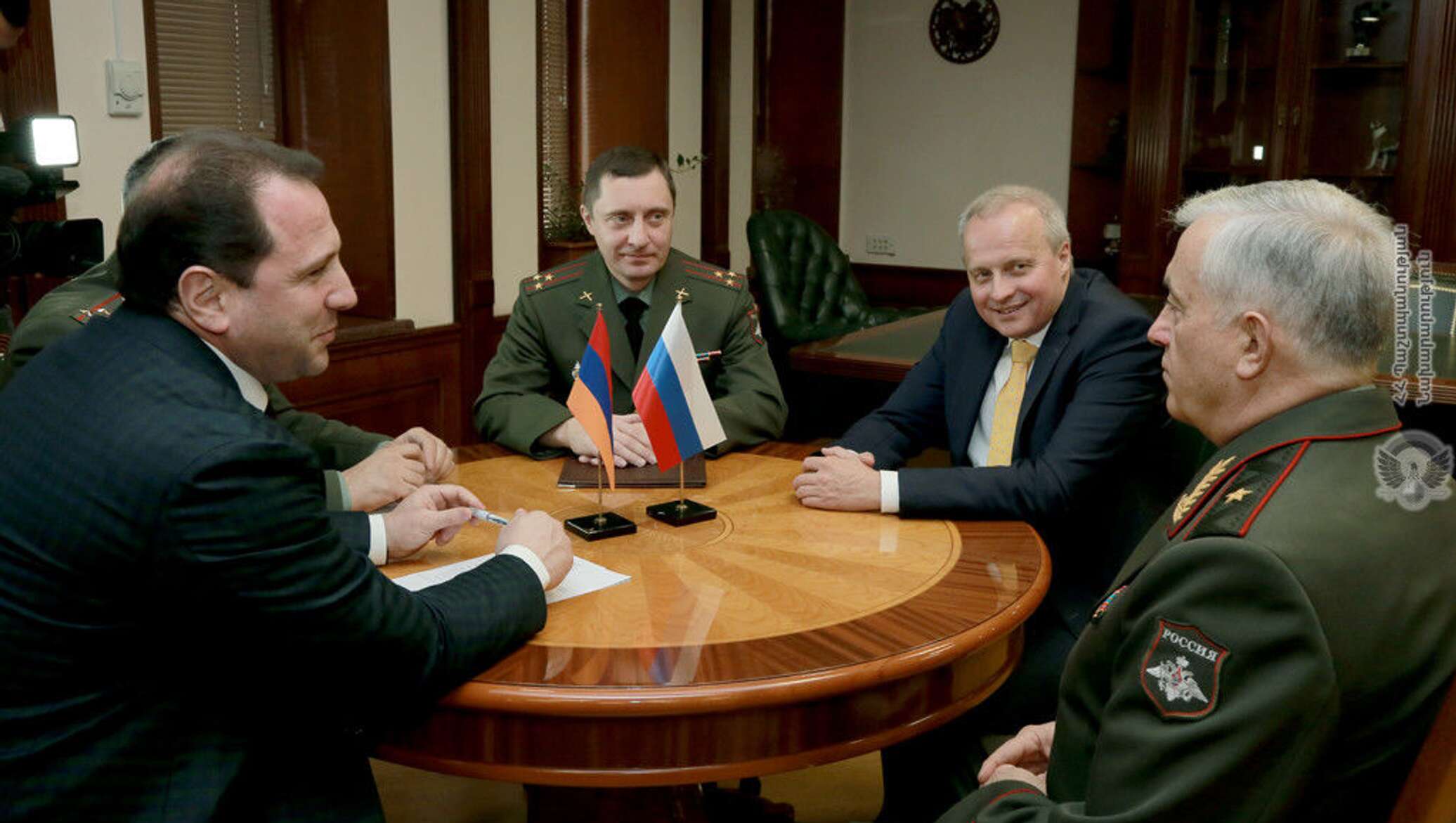 Атташе что это такое. Военный атташе при посольстве РФ. Атташе России. Военный атташе РФ В Армении.