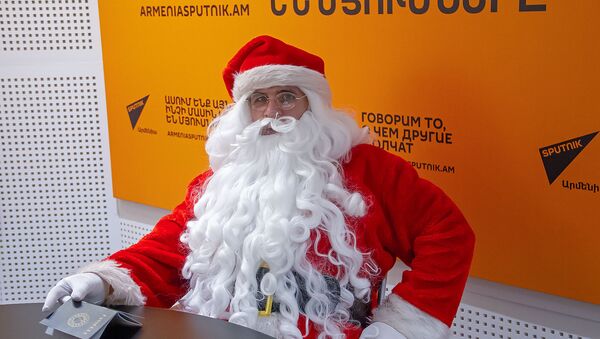 Дед мороз в гостях радио Sputnik - Sputnik Армения