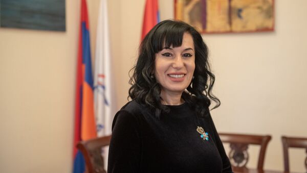 Наира Зограбян - Sputnik Արմենիա