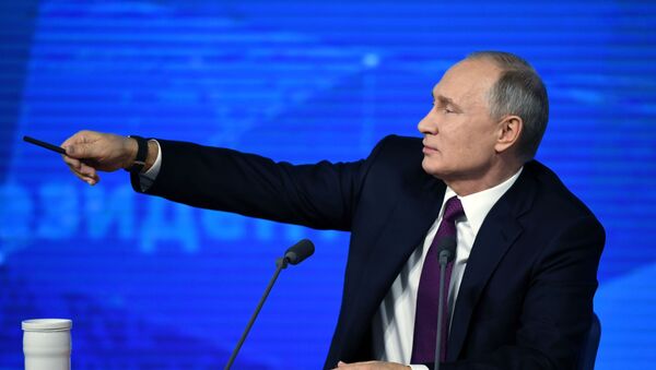 Президент России Владимир Путин во время ежегодной большой пресс-конференции (20 декабря 2018). Москвa - Sputnik Արմենիա