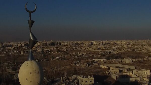 Спутник_Разрушенный артобстрелами пригород Дамаска. Съемка с беспилотника - Sputnik Արմենիա