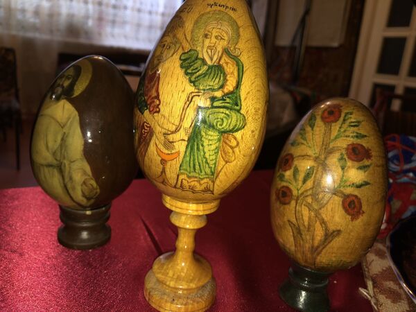 Գեղանկարչուհի, քանդակագործ, տիկնիկագործ. ինչպես է գյումրեցի կինը գրավում զբոսաշրջիկներին Գեղանկարչուհի, քանդակագործ, տիկնիկագործ. ինչպես է գյումրեցի կինը գրավում զբոսաշրջիկներին - Sputnik Արմենիա