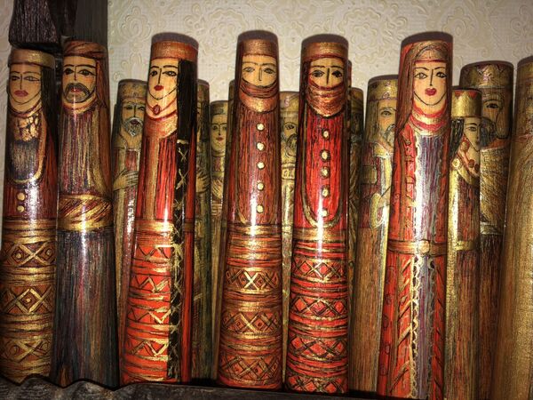 Գեղանկարչուհի, քանդակագործ, տիկնիկագործ. ինչպես է գյումրեցի կինը գրավում զբոսաշրջիկներին Գեղանկարչուհի, քանդակագործ, տիկնիկագործ. ինչպես է գյումրեցի կինը գրավում զբոսաշրջիկներին - Sputnik Արմենիա