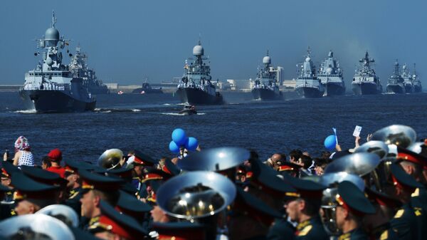 Корабли ВМФ России на главном военно-морском параде в Кронштадте - Sputnik Армения