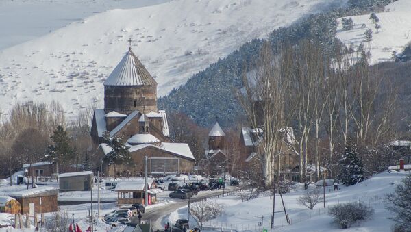 Церковь Кечарис в Цахкадзоре - Sputnik Արմենիա