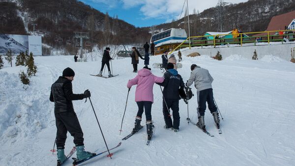 Цахкадзор, канатная дорога, снег, сноуборд, лыжи - Sputnik Армения