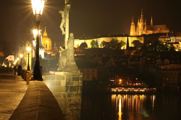 Вид на ночной город Прага, Чешская Республика - Sputnik Армения