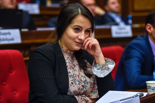 Ի՞նչ կտա հայկական կինոարտադրությանը «Կինոյի մասին» նոր օրենքը. 3 նախագիծ է ներկայացվել Ի՞նչ կտա հայկական կինոարտադրությանը «Կինոյի մասին» նոր օրենքը. 3 նախագիծ է ներկայացվել - Sputnik Արմենիա