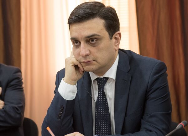 Հայաստանի առողջապահության նախարար Արմեն Մուրադյան Հայաստանի առողջապահության նախարար Արմեն Մուրադյան - Sputnik Արմենիա