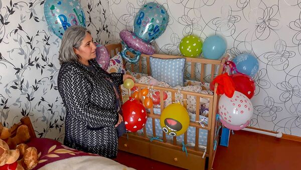 Тину Торосян с близнецами выписали из больницы - Sputnik Արմենիա