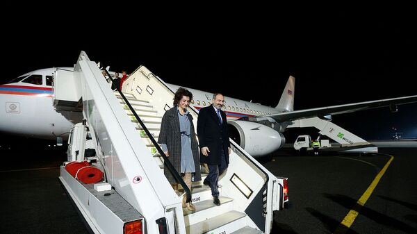 Премьер-министр Никол Пашинян с супругой Анной Акопян прибыли в Берлин (31 января 2019). Берлин - Sputnik Армения