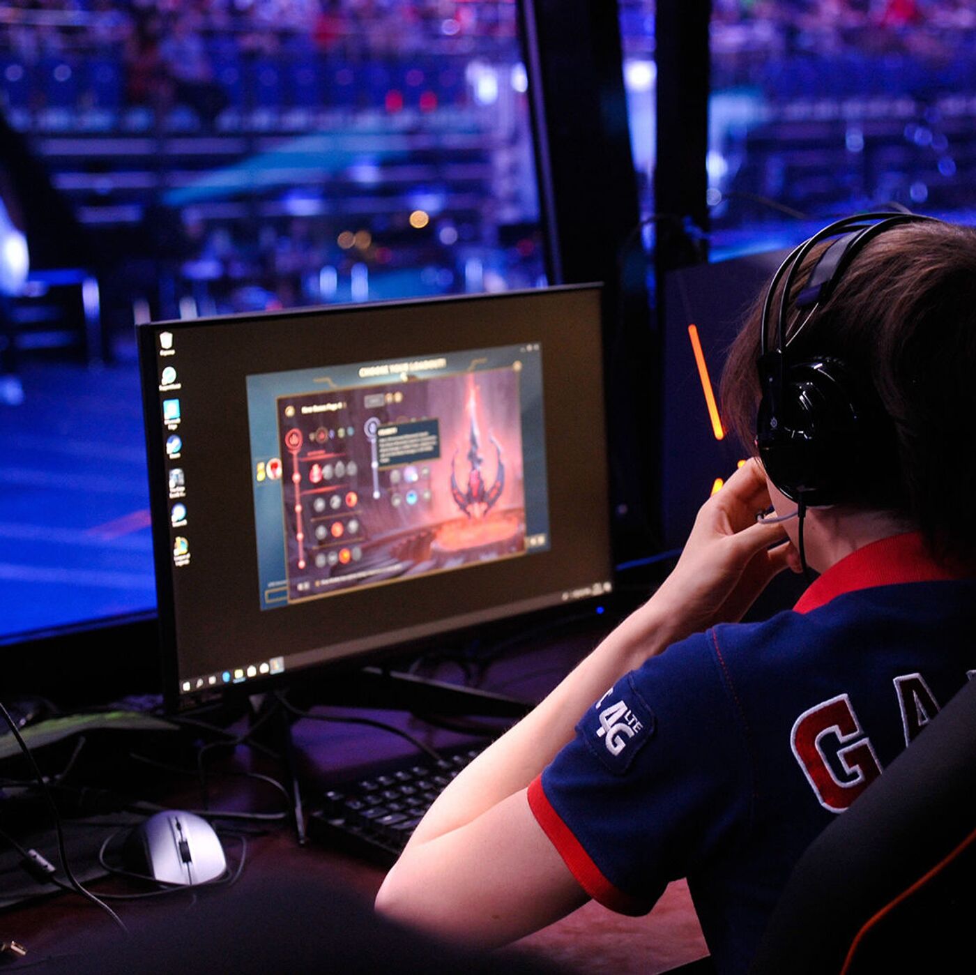 Призовые в киберспорте. Миро киберспорт. Ава для канала по киберспорту. Киберспорт в Китае плюсы минусы.