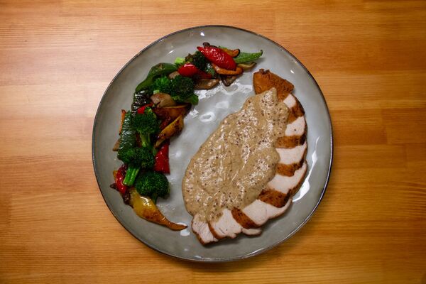 Вкусная Армения: от такой курочки у вас слюнки потекут – рецепт нарасхват Вкусная Армения: от такой курочки у вас слюнки потекут – рецепт нарасхват - Sputnik Армения