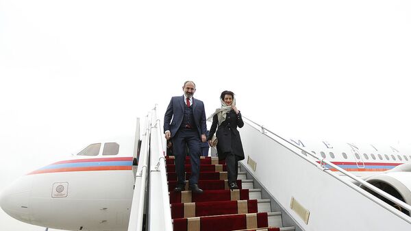 Официальный визит премьер-министра Армении Никола Пашиняна в Иран (27 февраля 2019). Тегеран - Sputnik Армения