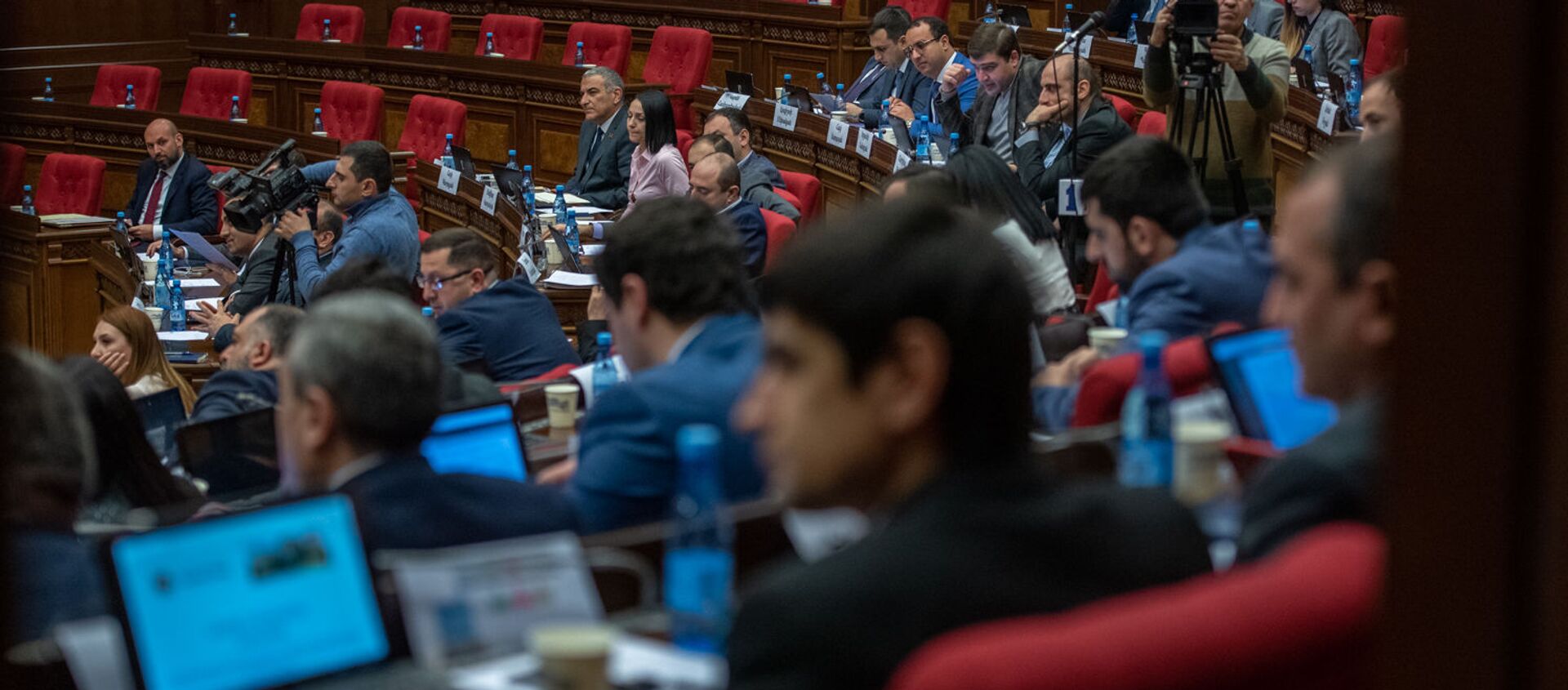 Пленарное заседание Парламента Армении (5 марта 2019). Еревaн - Sputnik Արմենիա, 1920, 08.04.2019