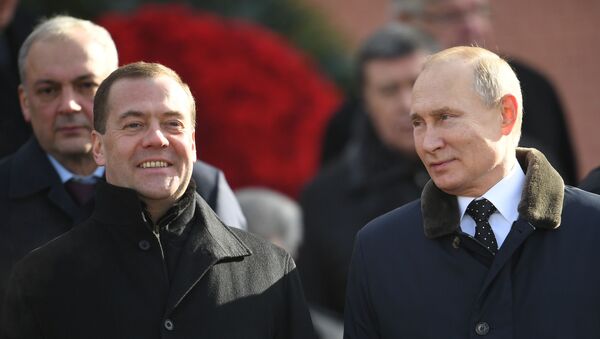 Президент РФ Владимир Путин и председатель правительства РФ Дмитрий Медведев - Sputnik Армения