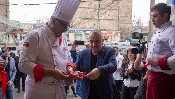 Церемония открытия кулинарной студии им. Седрака Мамуляна (12 марта 2019). Еревaн  - Sputnik Армения