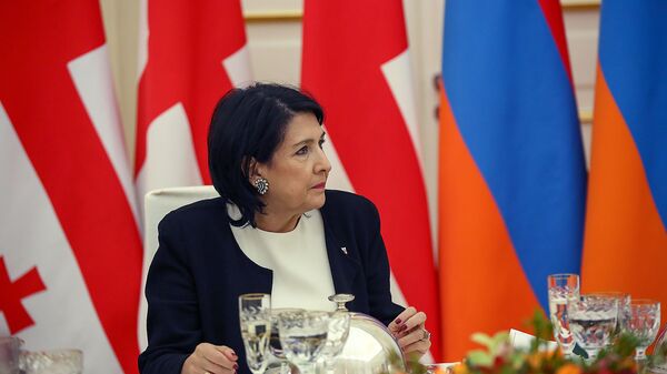 Официальный ужин в честь президента Грузии Саломе Зурабишвили (13 марта 2019). Еревaн - Sputnik Армения
