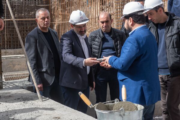 Ինչ իմ աչքով չտեսա, ձեր աչքերով կտեսնեմ. Սոս Սարգսյանի երազանքը կատարվեց Ինչ իմ աչքով չտեսա, ձեր աչքերով կտեսնեմ. Սոս Սարգսյանի երազանքը կատարվեց - Sputnik Արմենիա