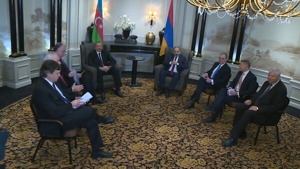 Встреча премьер-министра Армении Никола Пашиняна с президентом Азербайджана Ильхамом Алиевым - Sputnik Армения