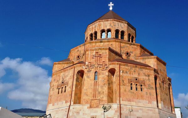 Ստեփանակերտի Աստվածամոր Սուրբ Հովանի մայր տաճարը - Sputnik Արմենիա