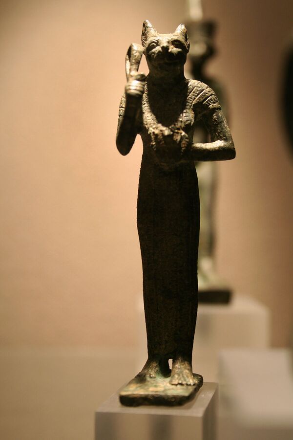 Бастет - древнеегипетская богиня радости, веселья и любви, женской красоты, плодородия, домашнего очага и кошек - Sputnik Армения